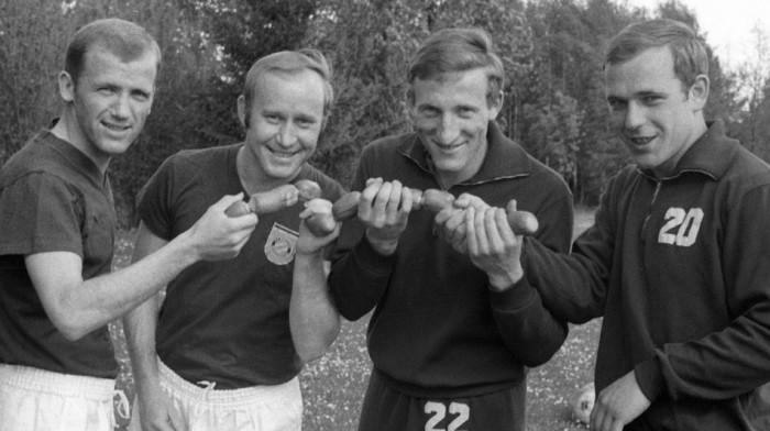 Tuga: Preminuo legendarni fudbaler Bajerna koji je rođen u Srbiji