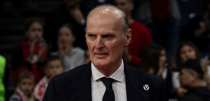 Ovacije za Ivanovića! Navijači Zvezde pozdravili bivšeg trenera!