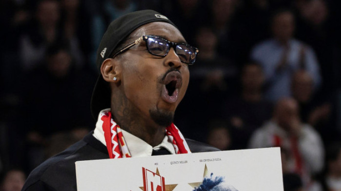 Kvinsi Miler se suzdržavao da ne utrči na teren: Znojili su mi se dlanovi, hteo sam da igram