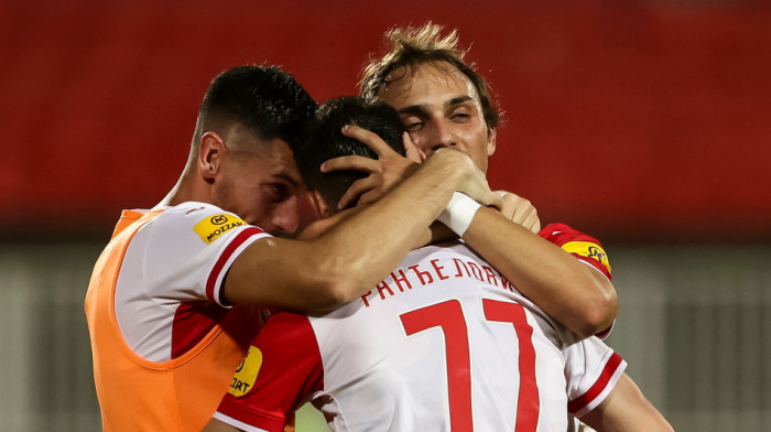 "Stara dama" se ne šali: Vojvodina na polusezoni diše za vratom Partizanu i Zvezdi