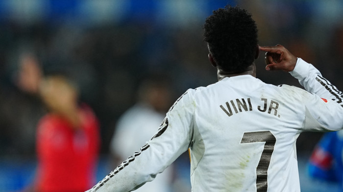 Bukti požar u Madridu: Vinisijusu i njegovi okrenuli leđa, najavio odlazak iz Reala?