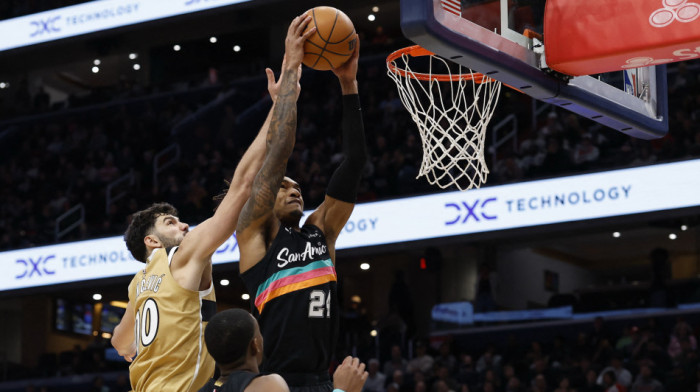 Amerika bruji o Srbinu - Baaaam, Tristan lupio rampu Vembanjami (VIDEO)