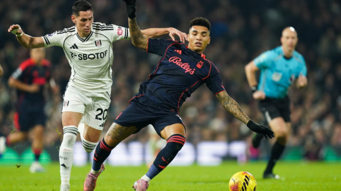 Lukić slavio u srpskom derbiju Premijer lige - Milenkovićevi "šumari" nastavili da tonu