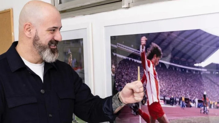 Deki stao ispred Mihine slike, prekrstio se, pa ispričao... Evo i sad se naježim (VIDEO)