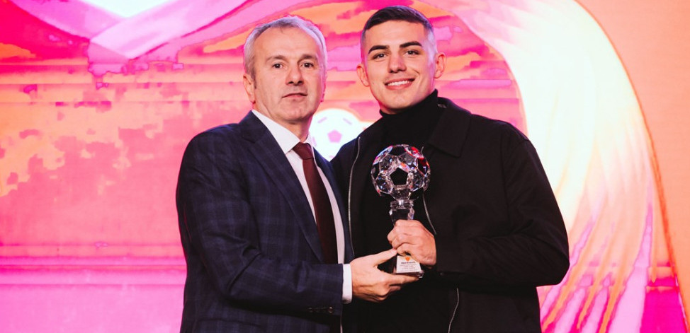 FS Crne Gore podelio priznanja - Bivši napadač Zvezde i golgeter Partizana među najboljima