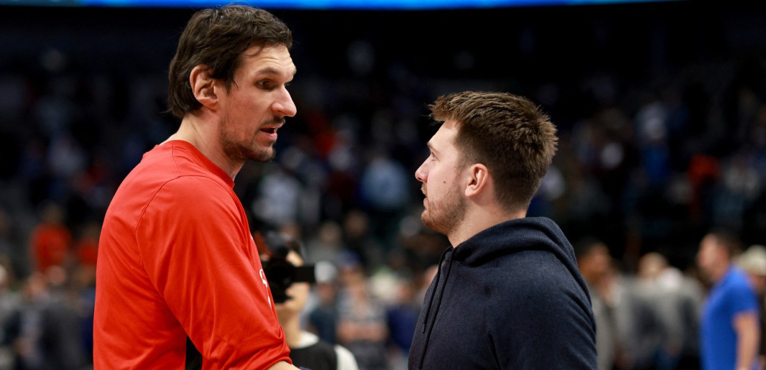 Dončić se izvinio Bobiju - Srpski div završio u reklami i to bademantilu (VIDEO)