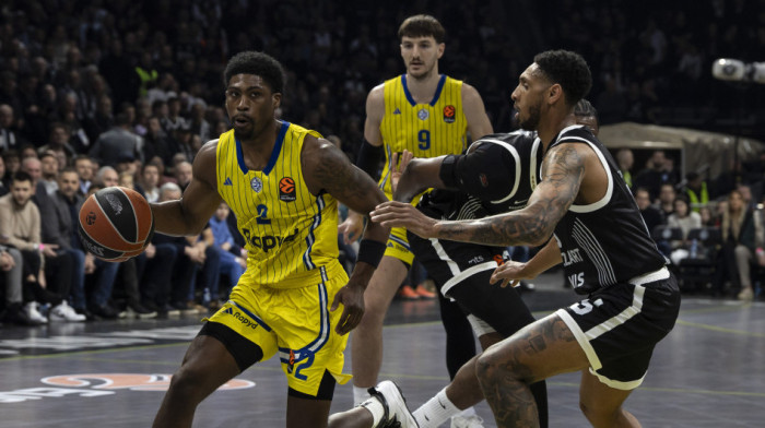 Ko ih je kleo, nije dangubio: Makabi razbio Partizan u Areni, košmarni debi Đoana Penjaroje