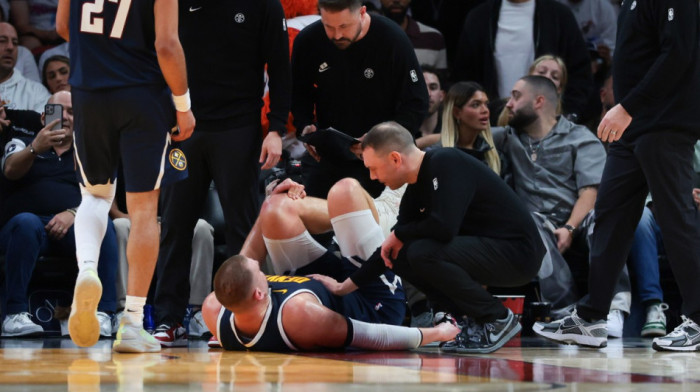 Užasna scena - Pogledajte kako se povredio Nikola Jokića (VIDEO)