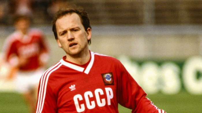 Legendarni fudbaler osvojio Zlatnu loptu, a sada ratuje