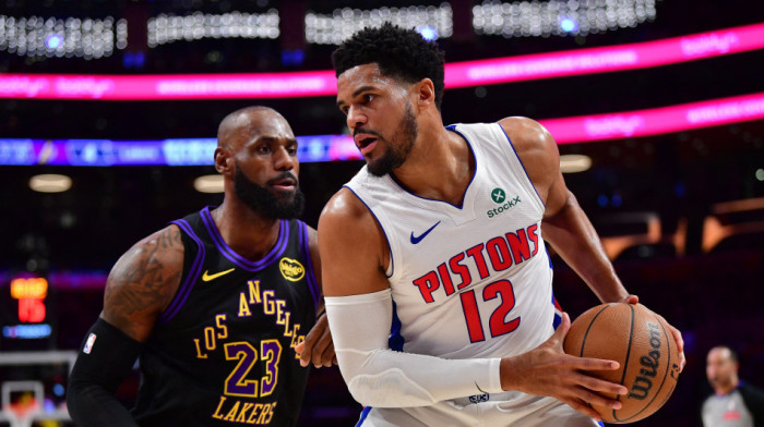 Detroit pokvario Lebronov 41. rođendan (VIDEO)