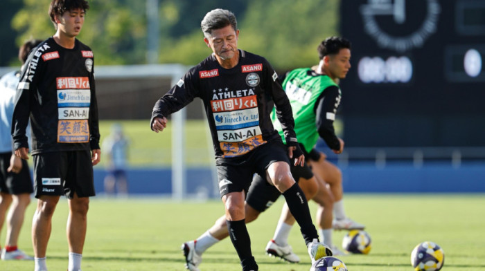 Stariji nego PSŽ - Fudbaler na pragu sedme decenije, a potpisao novi ugovor