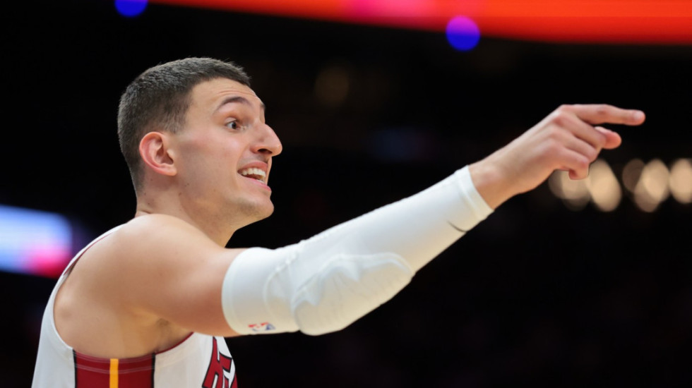 Srbi se nisu proslavili: Jović i Rajaković će ovo želeti što pre da zaborave