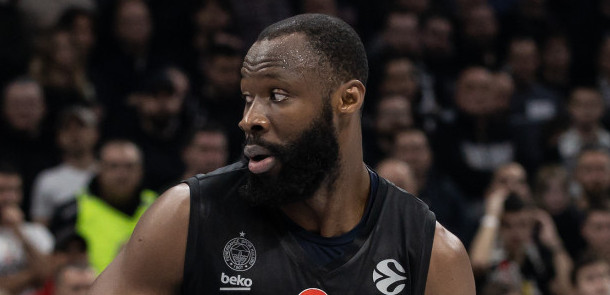 Moćni centar napustio klub - Sledeća stanica Partizan? Ovu vest su "grobari" nestrpljivo čekali