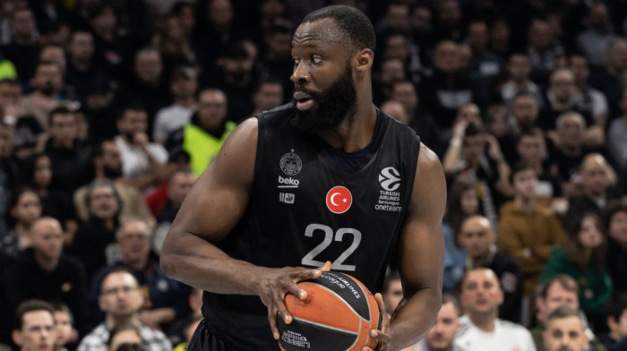 Moćni centar napustio klub - Sledeća stanica Partizan? Ovu vest su "grobari" nestrpljivo čekali