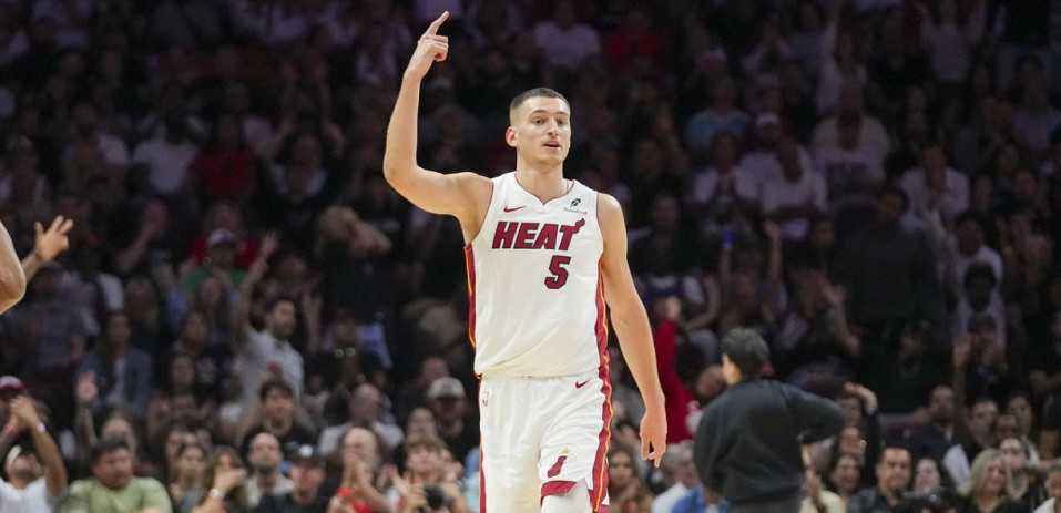 (VIDEO) Jovićeva dobra partija nedovoljna za pobedu Majamija: Srbin počeo sjajno, pa usporio