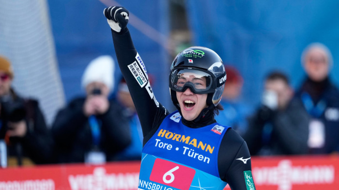 Megasenzacija na Četiri skakaonice! Slovenac se poklonio Japancu, najveći uspeh karijere