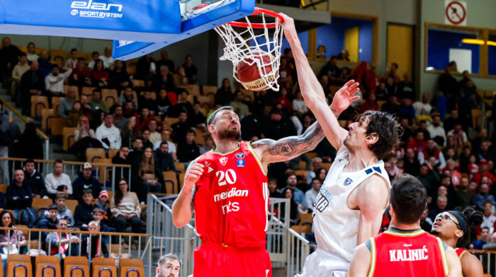 Zvezda se prošetala kroz Ljubljanu: Povratak Dobrića u stilu, Bobi nije mogao sam