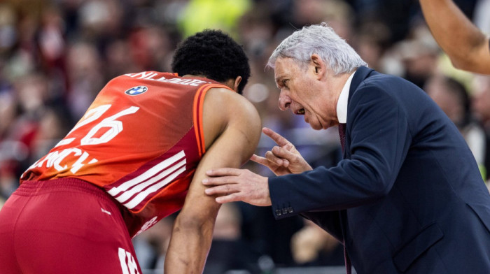 Kakav šok za Pešića i Bajern: Najbolji igrač raskinuo ugovor usred sezone