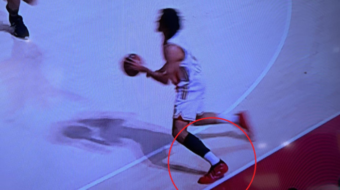 (ANKETA) Da li su sudije pokrale Zvezdu?! Od tada je sve krenulo po zlu - Šta vi mislite?