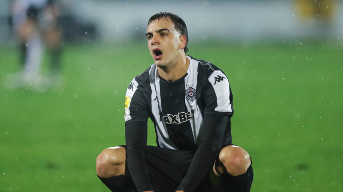 Za sada - ništa! Štutgart odbio ponudu Partizana za Jovana Miloševića