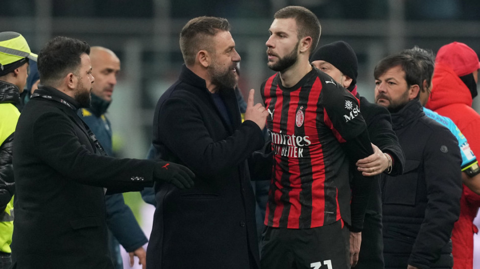 Pavlovića napada pola Italije - Veliki haos nastao zbog ovog poteza Srbina (VIDEO)