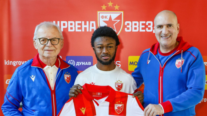 Zvezda predstavila Ovusua! Brz je kao munja, a broj na dresu... U znak sećanja na nju!