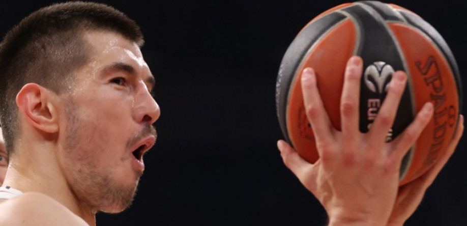 Mitrović odradio trening sa "orlovima", pa poručio: Uz tu mladost ide i neka dobra energija (VIDEO)