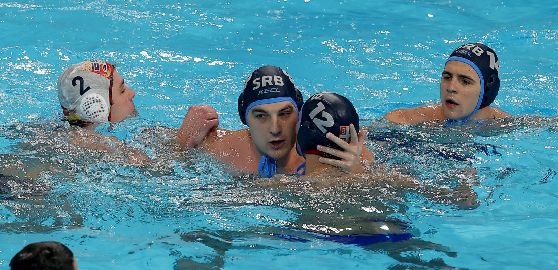 Pala je Španija i podsetila na Grčku: "Igrač manje četiri minuta? Meč za pamćenje"