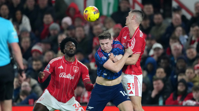 Bleki zaustavio Arsenal: Notingem Forest odoleo lideru Premijer lige