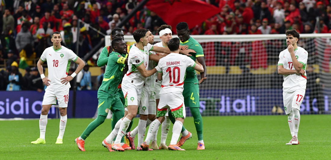 Kakav skandal u finalu Kupa afričkih nacija: Senegalci napustili teren - Mane ih vratio, pa savladali Maroko