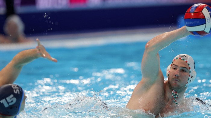 Mađari nikako ne podnose poraz: Srbiju gurale sudije, ovo je cirkus