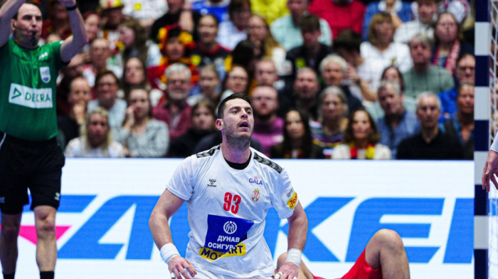 Oni su sudili utakmicu Srbije i Austrije: Bosanac iz Švedske i kolega u nekoliko navrata oštetili "orlove"