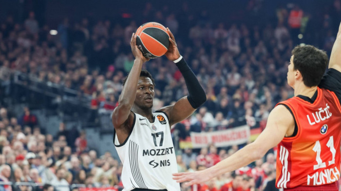 Partizan u dobroj situaciji protiv Bajerna: Crno-beli bliži pobedi u Minhenu