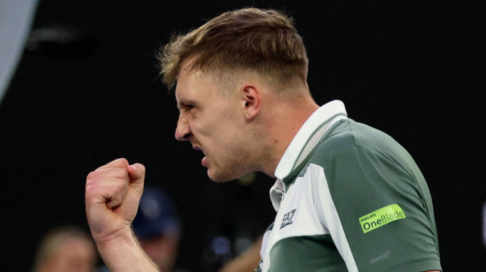 Idemooooo - Hamad osvojio prvi set protiv 6. tenisera na svetu