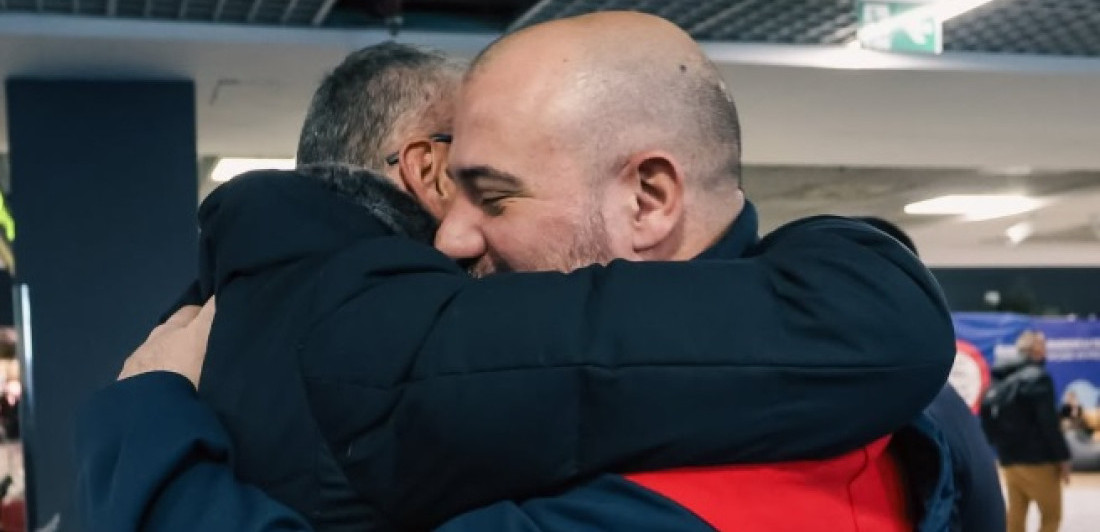 Poseban gost na putu za Malme: Fudbaleri Zvezde "pojačani" otišli u Švedsku (FOTO)