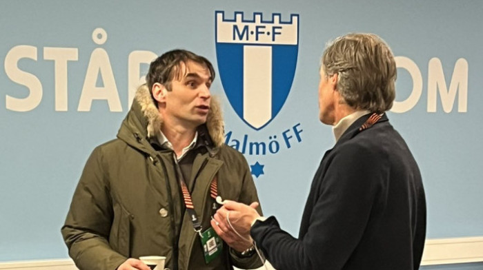 Dobro poznato lice stiglo u Malme: Bivši trener Zvezde prati crveno-bele (FOTO)