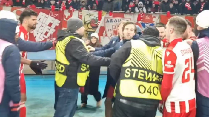 Umalo nastao haos posle Zvezdinog meča: Katai se raspravljao sa obezbeđenjem, ovo je razlog (VIDEO)