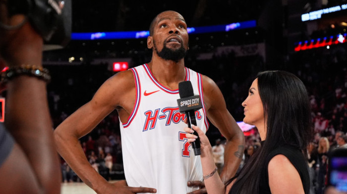 Skandal potresa NBA ligu! Durent brutalno izvređao navijača: Debelo go*no, pazi šta pričaš...