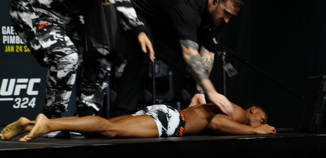 Oglasio se UFC borac nakon što je kolabirao tokom merenja: Nisam siguran šta se desilo... (VIDEO)