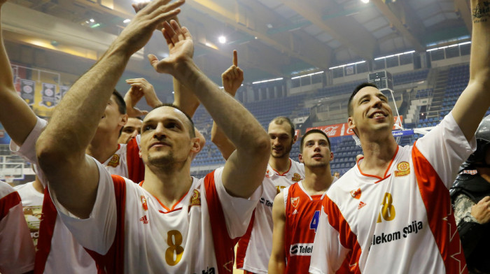 Zvezda ima neograničen budžet, dajemo milione za igrače koji ne igraju - Legenda bez dlake na jeziku