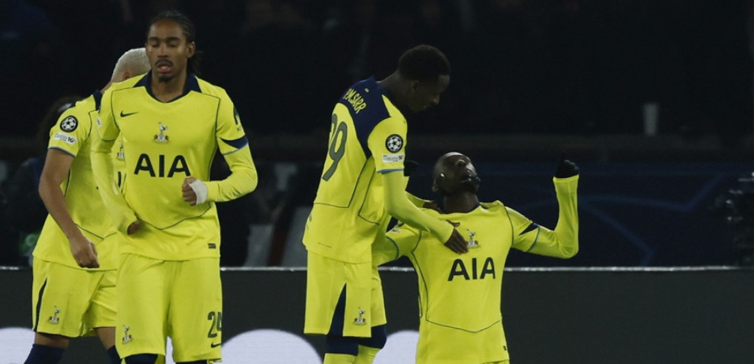 Strava i užas! Zvezde Totenhema doživele saobraćajnu nesreću (FOTO)