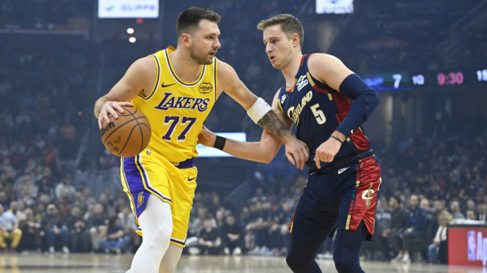 Blamaža Lejkersa - Totalna katastrofa, povredio se Luka Dončić