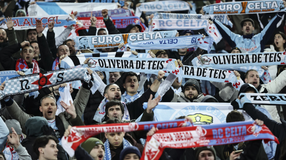 Kakav gest navijača Selte - Na "Marakani" razvili zastavu "Nema predaje" (FOTO/VIDEO)