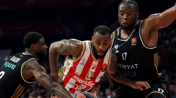 "Od vas treba ludnicu da sastave, a ne tim”: Navijači Zvezde posle rušenja Dubaija traže lekove za smirenje