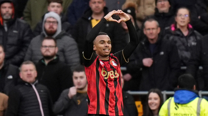 Bornmut ima novu haubicu: Arsenal prekinuo negativan niz - Đokereš pogodio (VIDEO)