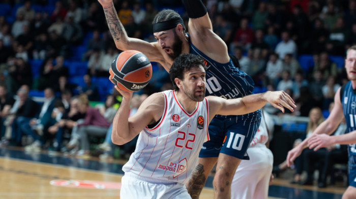 Hapoel neprepoznatljiv pred meč sa Zvezdom: Micić isključen, Janaj ponovo pravio šou (VIDEO)