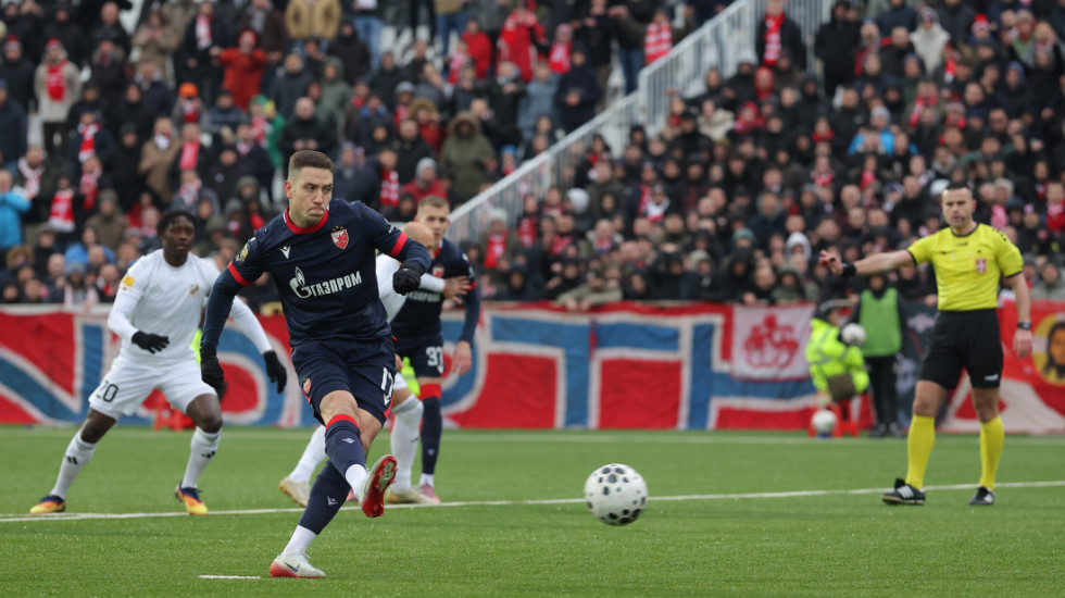 Čuka smanjila razliku! Sise pogodio u nadoknadi i iznenadio Zvezdu