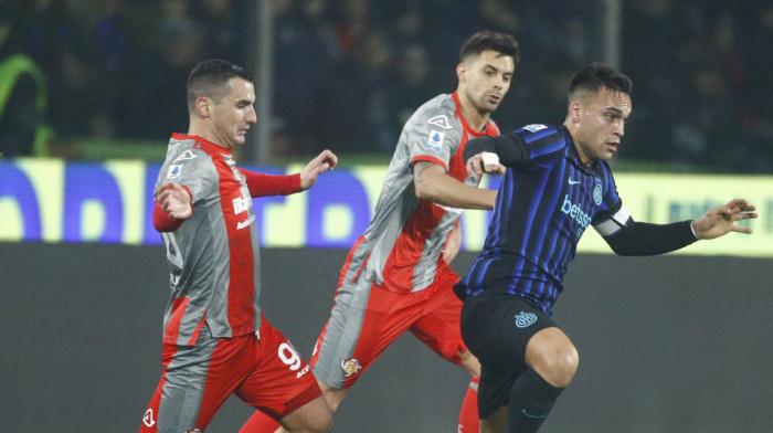 Inter gazi ka tituli: Lautaro otvorio, Zjelinski zapečatio posao u Kremoni
