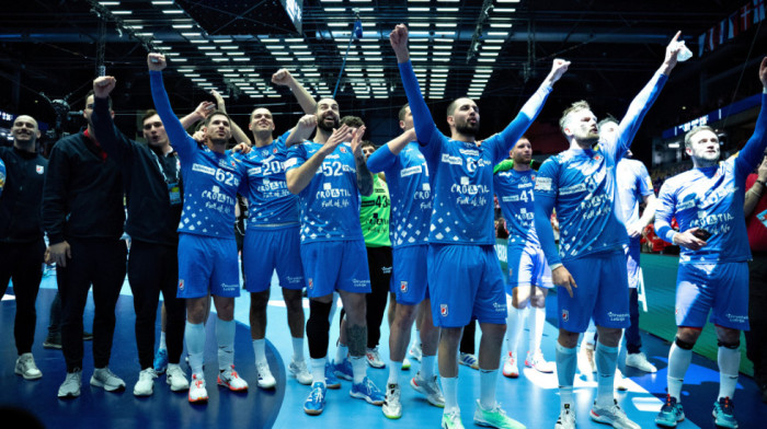 Haos u Hrvatskoj: Rukometaši tražili Tompsona na dočeku, grad ih odbio, pa sve otkazano