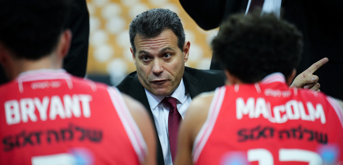 Itudisu se trese klupa? Hapoel u totalnom haosu pred meč sa Zvezdom, oglasio se Grk